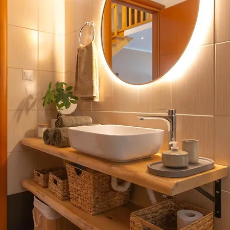 Balcony View * Barbáti