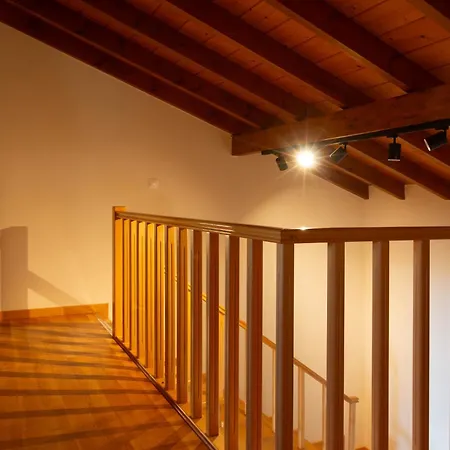 Balcony View Apartman